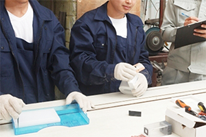 製造受託